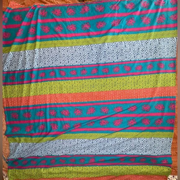 BUNDLE - IKEA LÄPPLJUNG Boho Twin Duvet Cover – multicolor tribal stripe EUC 🌀🔷💛 - Picture 5 of 7
